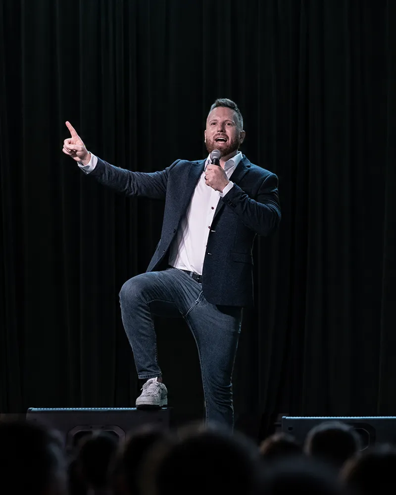 Austin Houser — On stage